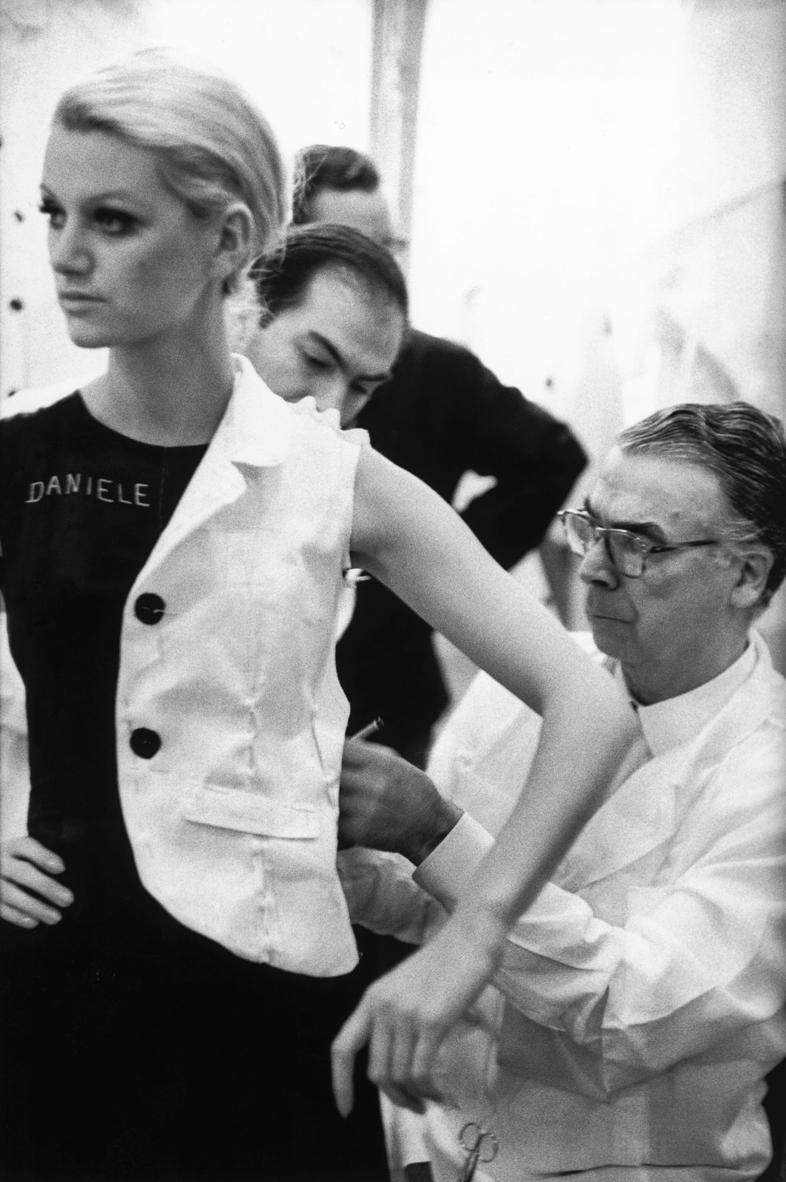 Cristóbal Balenciaga. Fashion and Heritage – Conversations - Exhibiting  Fashion