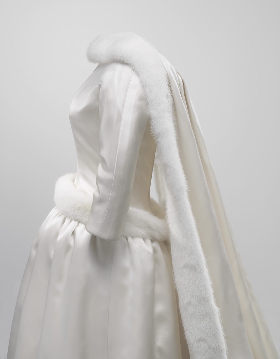 cristobal balenciaga wedding dress