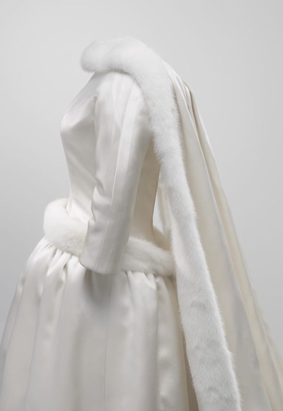 cristobal balenciaga wedding dress