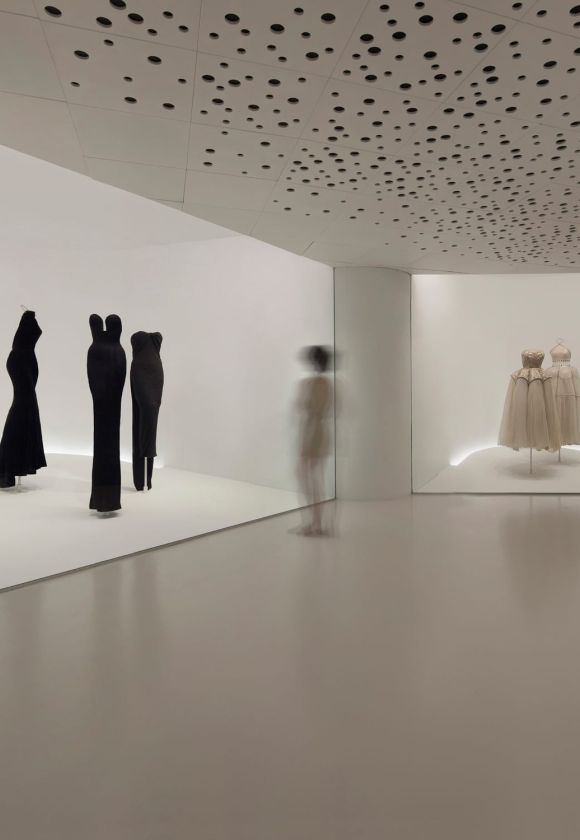 202105_Azzedine Alaïa_Balenciaga Museoa_135 _baja